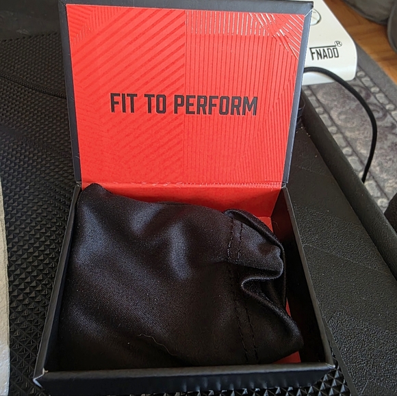 New In Box Gascan Small Polarized Stealth Black Lens - Picture 7 of 8